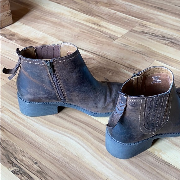 Sperry booties - Picture 4 of 8